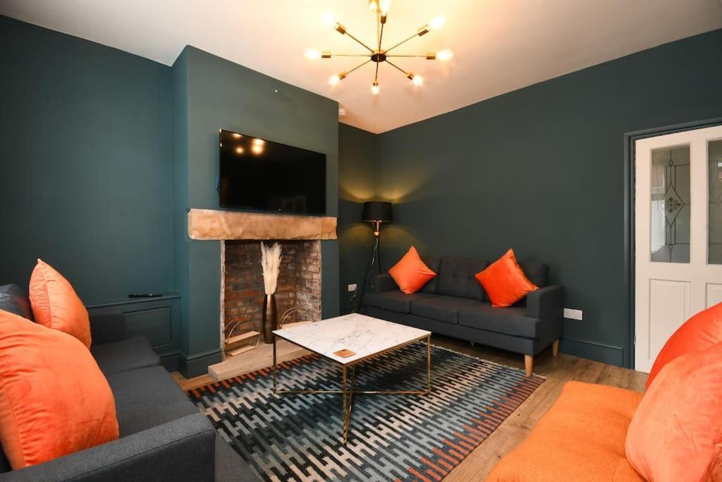 Cottage Style 3 Bedroom House - Close To City Centre & The Peaks Chesterfield Exterior foto